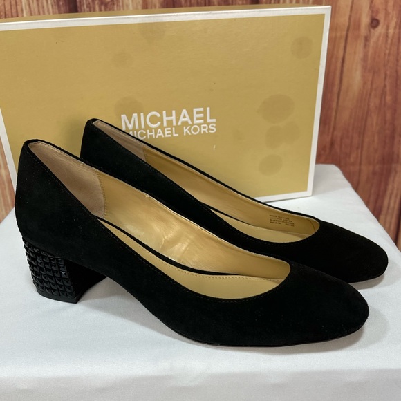 MICHAEL Michael Kors Shoes - MICHAEL Michael Kors Arabella kitten pump black suede shoes women’s size 8M